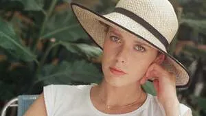 Elveda Emmanuelle 1977